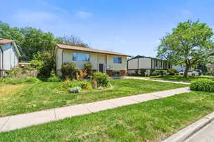5892 S 2550 W, Roy, UT 84067 - Photo 3