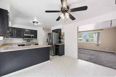 5892 S 2550 W, Roy, UT 84067 - Photo 9