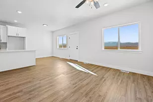 1172 N 650 W, Tooele, UT 84074 - Photo 13