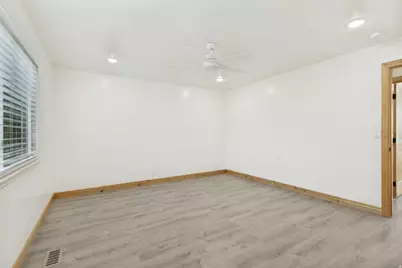 8960 S 1240 W, West Jordan, UT 84088 - Photo 19