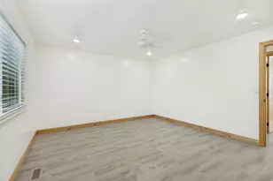 8960 S 1240 W, West Jordan, UT 84088 - Photo 19