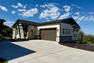 571 S Elena Ln, Ogden, UT 84404 - Photo 1