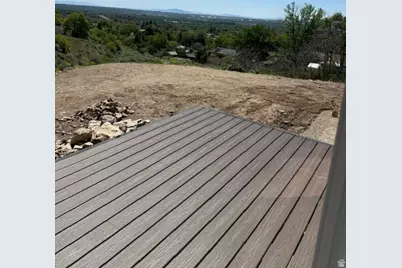 571 S Elena Ln, Ogden, UT 84404 - Photo 9