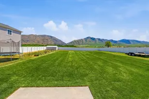 695 S 400 E, Hyrum, UT 84319 - Photo 29
