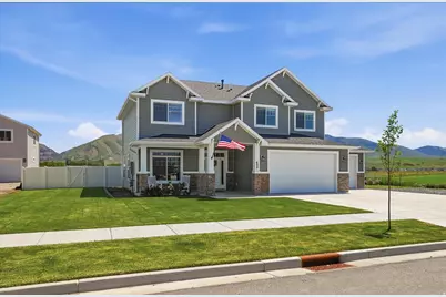 695 S 400 E, Hyrum, UT 84319 - Photo 3