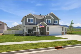 695 S 400 E, Hyrum, UT 84319 - Photo 3
