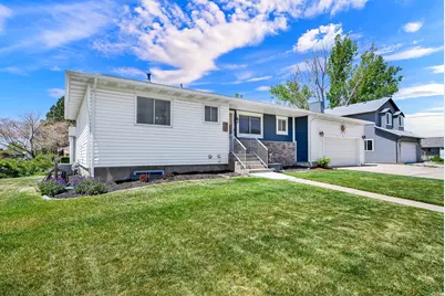 4371 S 2900 W, Roy, UT 84067 - Photo 3