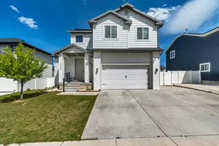 7224 N Silver Way, Eagle Mountain, UT 84005 - Photo 1