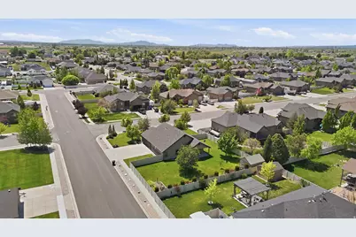 2766 W 2125 N, Plain City, UT 84404 - Photo 39