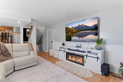 2144 E 3000 N, Layton, UT 84040 - Photo 17