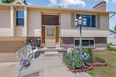 867 E 7905 S, Sandy, UT 84094 - Photo 3