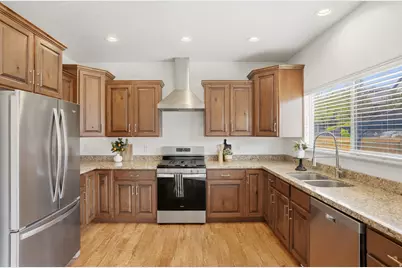 2007 E Fielding Ln, Draper, UT 84020 - Photo 17