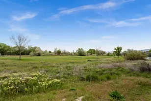 819 W Jordan Oaks Ct, Sandy, UT 84070 - Photo 19