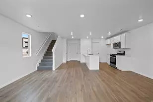 2788 E Rushpink Ln, Washington, UT 84780 - Photo 3