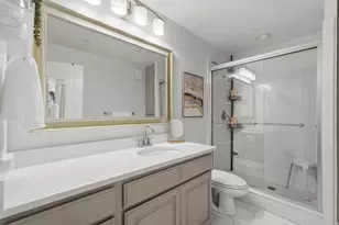 838 E South Temple S, Salt Lake City, UT 84102 - Photo 17