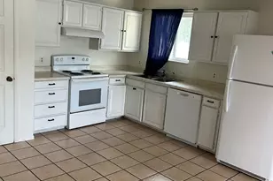 6088 S Hazelhurst Dr W, Taylorsville, UT 84129 - Photo 7