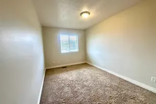 829 W 350 N, Tremonton, UT 84337 - Photo 9