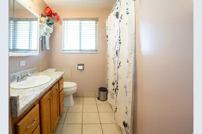 199 E 500 N, Tooele, UT 84074 - Photo 13