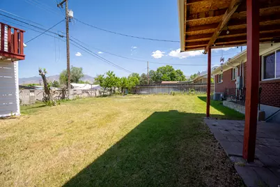 199 E 500 N, Tooele, UT 84074 - Photo 25