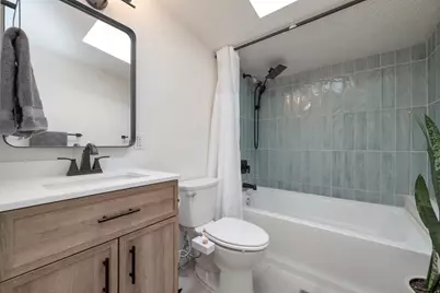 2457 E 2100 S, Salt Lake City, UT 84109 - Photo 9