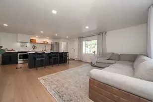 2457 E 2100 S, Salt Lake City, UT 84109 - Photo 5