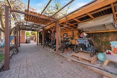 2457 E 2100 S, Salt Lake City, UT 84109 - Photo 29
