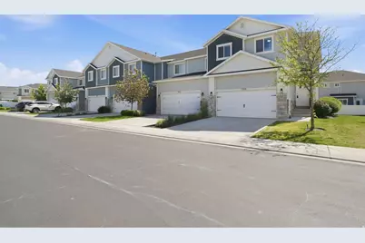 7228 N Clover Leaf Ln, Eagle Mountain, UT 84005 - Photo 3
