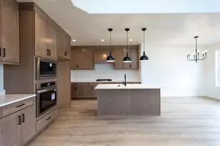 6803 W South Jordan Pkwy S, South Jordan, UT 84009 - Photo 9