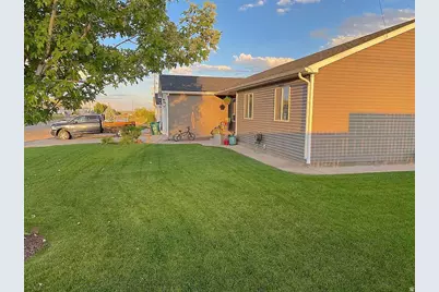 212 E 500 S, Blanding, UT 84511 - Photo 25