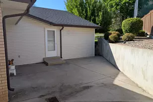 1411 E Millbrook Way, Bountiful, UT 84010 - Photo 5