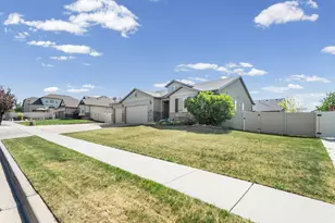 4424 S Valle Verde Dr, West Valley, UT 84128 - Photo 5