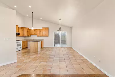 5763 S Stone Bluff Way W, Kearns, UT 84118 - Photo 11