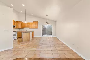 5763 S Stone Bluff Way W, Kearns, UT 84118 - Photo 11