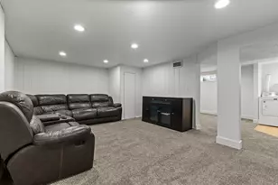 2101 W 3900 S, Roy, UT 84067 - Photo 29