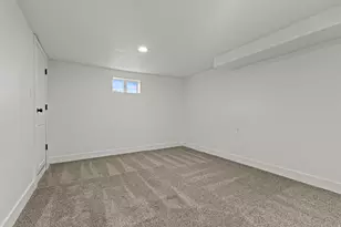 2101 W 3900 S, Roy, UT 84067 - Photo 27