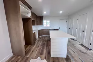 70 N 400 W, Fillmore, UT 84631 - Photo 3