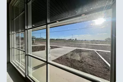 70 N 400 W, Fillmore, UT 84631 - Photo 25