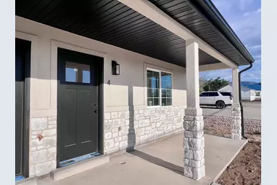 70 N 400 W, Fillmore, UT 84631 - Photo 29