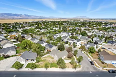 61 W 1570 N, Tooele, UT 84074 - Photo 23