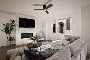 250 N 100 W, Provo, UT 84601 - Photo 15