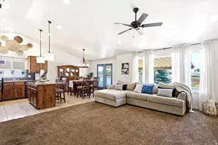 955 W 25 N, Clearfield, UT 84015 - Photo 9