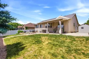955 W 25 N, Clearfield, UT 84015 - Photo 29