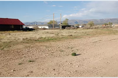 591 E 300 N #1, Spring City, UT 84662 - Photo 3