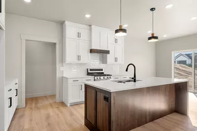 1130 E 245 N, Hyde Park, UT 84318 - Photo 15
