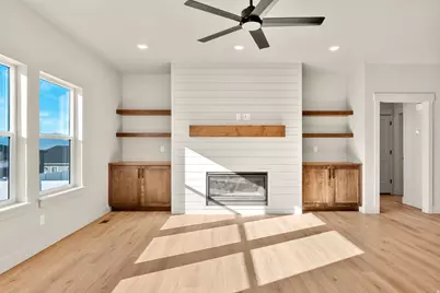 1130 E 245 N, Hyde Park, UT 84318 - Photo 9