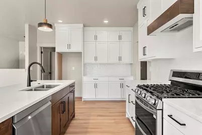 1130 E 245 N, Hyde Park, UT 84318 - Photo 13