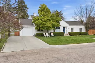 920 S 2200 E, Salt Lake City, UT 84108 - Photo 3