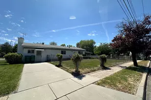 367 Hawthorne Dr, Layton, UT 84041 - Photo 3