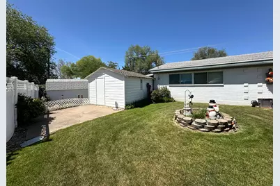 367 Hawthorne Dr, Layton, UT 84041 - Photo 23