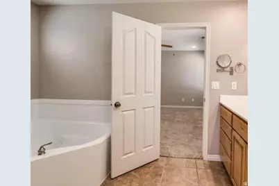 2226 E Crimson Cir, Saint George, UT 84790 - Photo 17